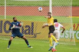 ¿Error de Jhonny Leverón? Así le clavó Omar Rosas el 1-0 a Olimpia en el estadio Olímpico