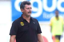 Mauro Reyes consigue el primer triunfo del torneo y fue goleando al Vida.