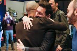 Messi en la despedida de Mascherano, que se llevó a acabo en uno de los auditorios del Camp Nou.