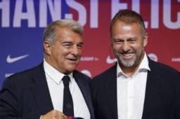 Laporta presentó a Hansi Flick y prometió fichajes.