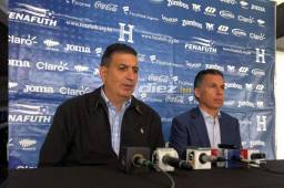 Jorge Salomón y José Ernesto Mejía durante la conferencia realizada tras su llegada de USA. Foto: Ronal Aceituno.