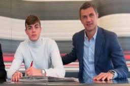 Paolo Maldini junto a su hijo esperan recuperarse del coronavirus en una semana.