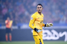 Keylor Navas ya es figura del PSG en la Ligue 1 y su equipo va líder de la tabla de posiciones.
