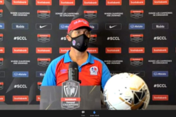 El técnico del Olimpia lamentó que su equipo se haya tenido que quedar con un hombre menos desde los primeros 45 minutos del partido ante Tigres.