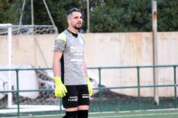 El portero argentino Sebastián Portigliatti juega con el Benicarló del fútbol de España.