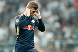 Werner tapándose los oídos durante el partido contra el Besiktas.