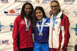 La hondureña Michell Ramírez conquistó medalla de oro en los 800 metros libres.