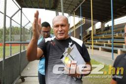 Wilmer Cruz pide a la afición que llene el estadio Nacional de Teguigalpa.
