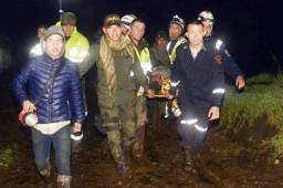 John Alex, el 'Niño Ángel' viajará a Brasil donde recibirá un homenaje junto a otras personas que colaboraron en el rescate de los sobrevivientes.