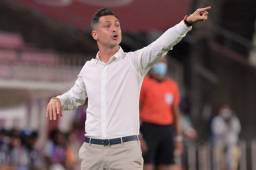 El técnico de Rumania Mirel Rădoi dice que el triunfo ante Honduras tuvo un toque de suerte. Foto AFP