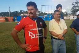 Mauro Reyes luciendo los colores del Deportes Savio.