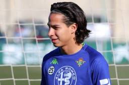 El joven mexicano llegó al Real Betis el 10 de enero de este año y esta es su primera convocatoria con el equipo de Andalucía.