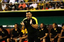 El uruguayo Martín García quiere llevar a las semifinales al Real España.