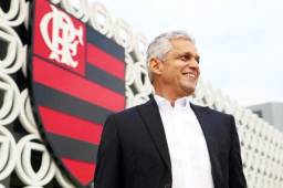 Reinaldo Rueda se ha mostrado muy optimista en su nuevo reto con el Flamengo. El DT con nacionalidad colombiana y hondureña llega después de dirigir al Atlético Nacional.