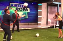 Carlos Pavón disfruta jugar a las dominadas junto al chileno Iván Zamorano.