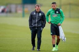 Brendar Rodgers cuando compartía con Emilio en una de las prácticas del Celtic.