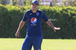 Diego Vázquez solo está pensando en los Lobos de la UPNFM.