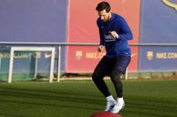Messi se reporta listo para medirse frente al Valencia; el argentino es el máximo goleador del torneo con 14 tantos.