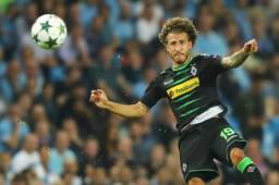 Fabian Johnson no pudo continuar en el partido del Borussia ante el Schalke 04.