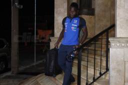 Maynor Figueroa y los jugadores de Honduras ya retornan al país tras la amarga eliminación en Sídney. Foto DIEZ