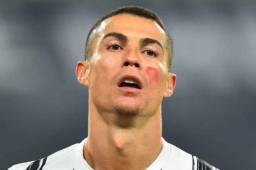 Ronaldo violó las restricciones por la pandemia.
