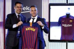 Arthur no se queda con el Barcelona porque para la renovación pide mucho dinero.