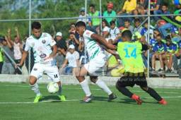 Santos sigue ganando 1-0 al Olancho en el Ramón Sarmiento de Juticalpa.