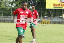 Júnior Lacayo ya trabaja con Marathón, donde espera levantar su nivel.