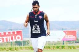 El volante Alex López se integró este miércoles a los trabajos con el Alajuelense tras pasar más de 10 días con la Selección de Honduras. Foto | cortesía LDA