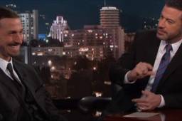 Zlatan Ibrahimovic fue el invitado de lujo en el programa 'Jimmy Kimmel live'.
