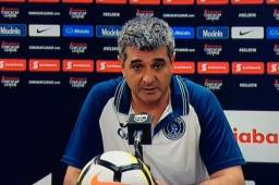 Diego Vázquez explica por qué sacó a Matías Galvalíz.