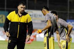 El entrenador uruguayo del Real España, Martín 'Tato' García, es candidato para ocupar la dirección técnica del Peñarol de Uruguay. Foto archivo DIEZ