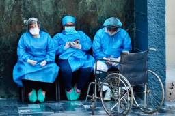 El coronavirus cobró su décima víctima en Honduras; hay dos doctores más contagiados.