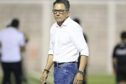 Salomón Nazar, técnico de los Lobos de la UPNFM, salió conforme por el 'esfuerzo' de los suyos pese a tener que jugar un tiempo con un hombre menos. Foto: David Romero