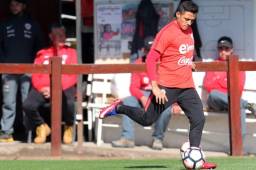 Alexis Sánchez encabeza la selección de Chile para el juego ante Paraguay.