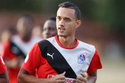 El delantero Diego Reyes tuvo un rendimiento regular con el Olimpia y ya le confirmaron que no renovará contrato.