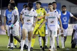 Platense está a las puertas de firmar su tercer descenso en la historia de Liga Nacional. Necesita un milagro para asegurar la salvación.
