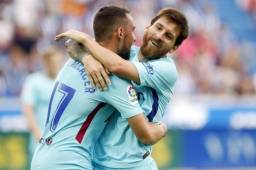 Alcácer festejando junto con Messi. El delantero ha tenido poco minutos con el Barcelona.