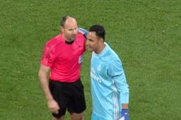 El árbitro Mateu Lahoz se acercó a Keylor Navas solo para darle ese mensaje de apoyo.