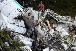 Solo cinco personas lograron salvar su vida y 75 fallecieron en el terrible accidente que se suscitó en Colombia. Allí viajaba el equipo Chapecoense de Brasil.