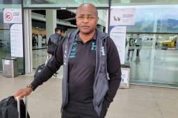 Reinaldo Rueda pierde a uno de sus asistentes en la Selección Nacional de Honduras.