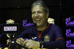 El entrenador del Real España, Carlos Restrepo, dice que se enfoca al 100% con la Máquina tras la reunión que tuvo con los dirigente de Panamá.