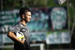 Johnny Leverón tendría una segunda etapa con el Marathón.
