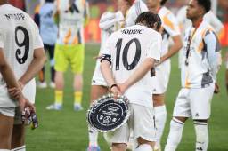 Real Madrid cayó en la final de la Copa del Rey ante Barcelona.