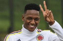 Yerry Mina llega al Barcelona a cambio de 12.3 millones de euros.