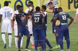 Rubilio Castillo quería anotarle al Olimpia.