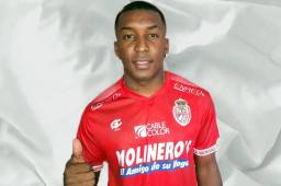 Jhon Paul Suazo fichó para Real Sociedad y podría estar hoy ante Olimpia en el arranque del torneo Clausura 2022.