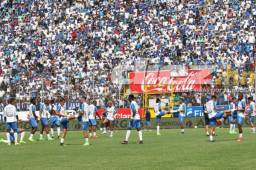 El estadio Morazán lució casi lleno para el partido eliminatorio.