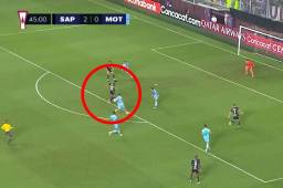 Orlando Sinclair hizo el tercer gol de Saprissa ante Motagua en Costa Rica.