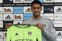 Areola luciendo la camiseta que ahora defenderá en la Premier con el Fulham.